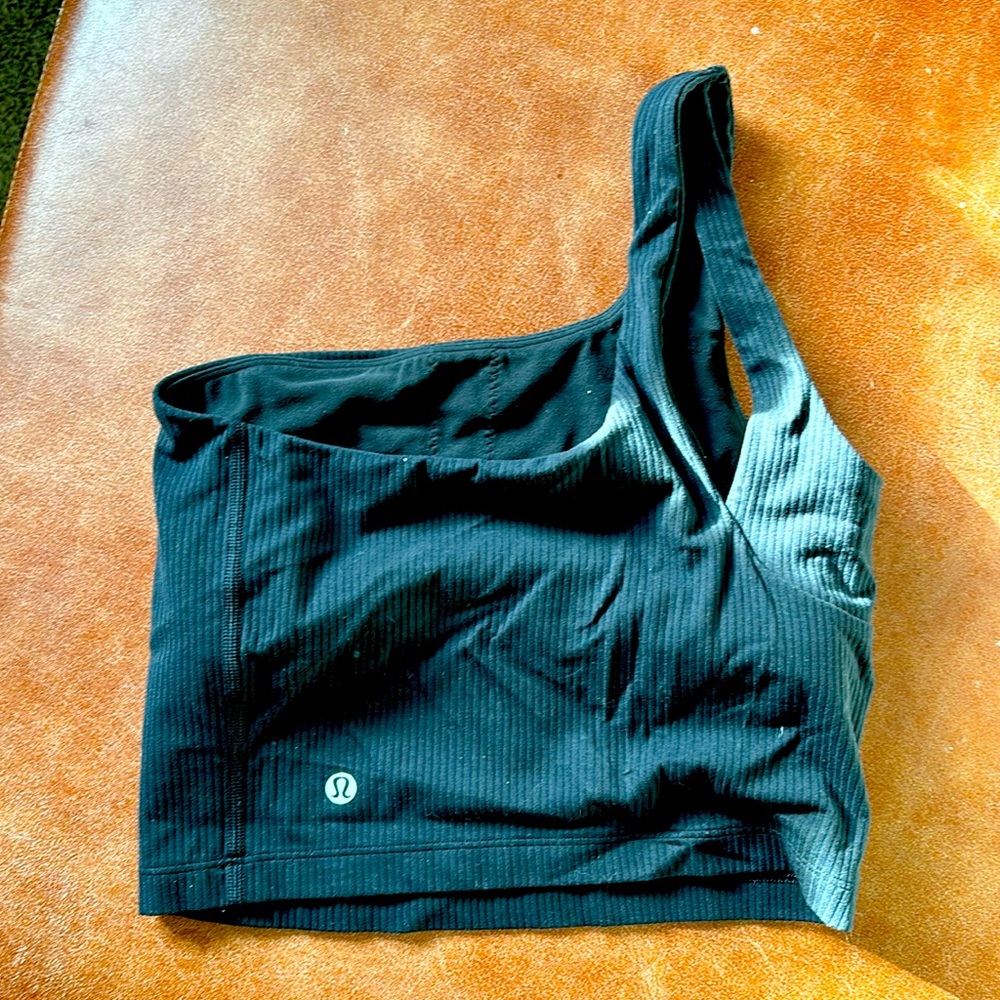 Lululemon 1 shoulder yoga top NWOT